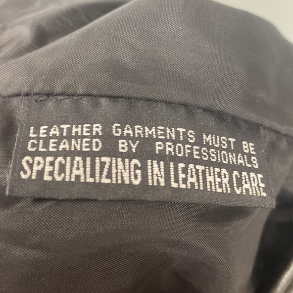 Leather Vest by T W - Tannery West Men's Size Medium - Picture 7 of 7